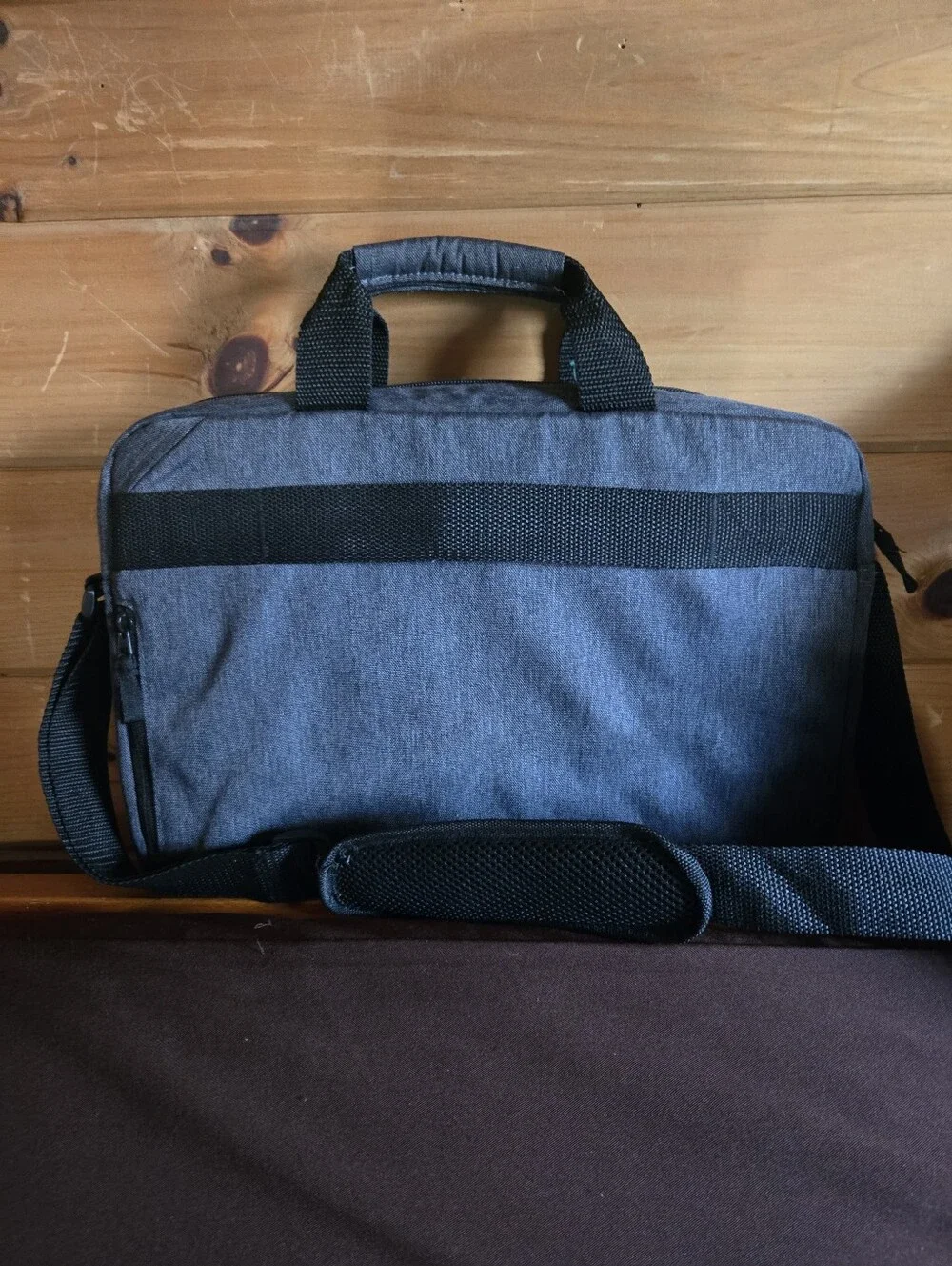 HP Prelude Gray Messenger Laptop 15.6